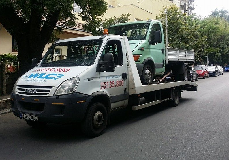 Unde găsești ajutor rapid pe șosea: de ce să alegi servicii profesionale de tractări auto